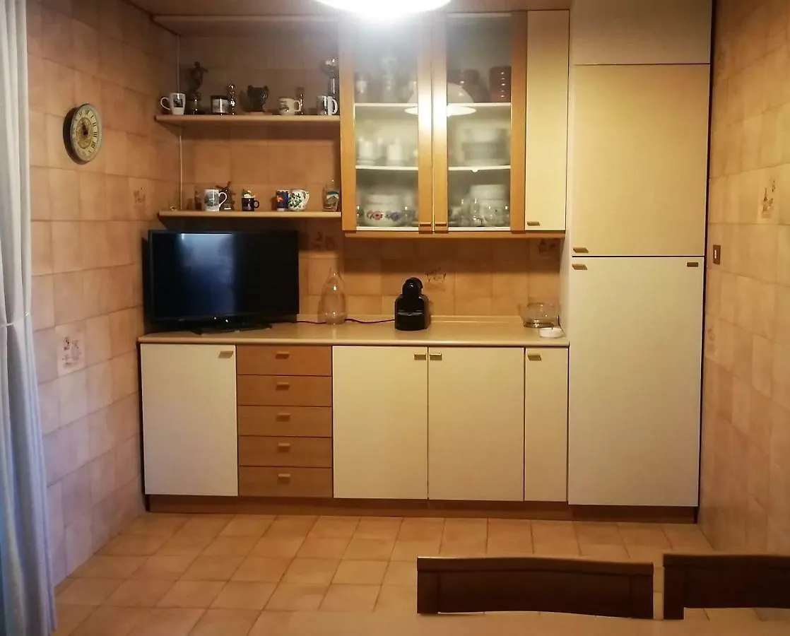 Etna Residence 卡塔尼亚
